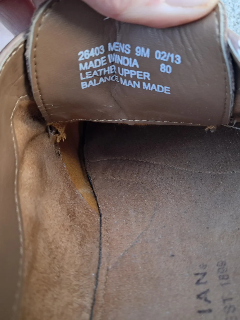 Bostonian refined leather